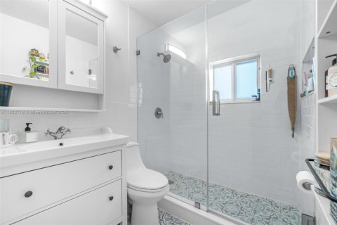 House in Cutler Bay, Florida 3 bedrooms, 139.54 sq.m. № 1930033 - photo 19