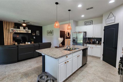 Casa en alquiler en DeLand, Florida, 3 dormitorios, 154.4 m2 № 1887134 - foto 4