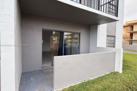 Купить кондоминиум в Майами, Флорида 2 спальни, 82.68м2, № 2054995 - фото 19