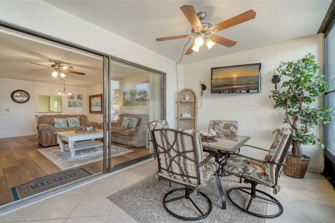 Copropriété à vendre à Bradenton, Floride: 2 chambres, 121.14 m2 № 2142224 - photo 14