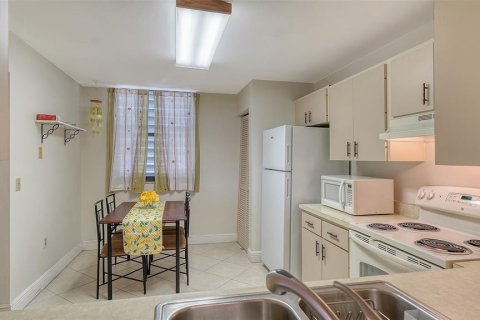 Copropriété à vendre à Bradenton, Floride: 2 chambres, 121.14 m2 № 2142224 - photo 19