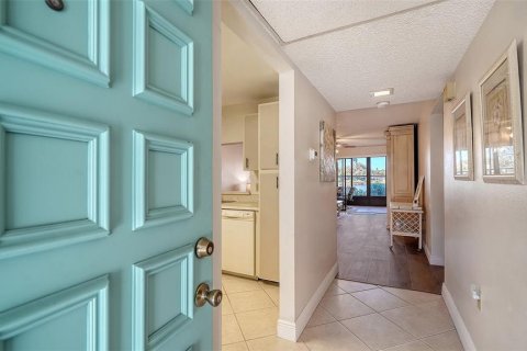 Copropriété à vendre à Bradenton, Floride: 2 chambres, 121.14 m2 № 2142224 - photo 3