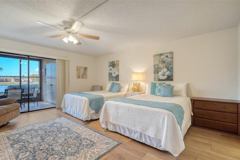 Copropriété à vendre à Bradenton, Floride: 2 chambres, 121.14 m2 № 2142224 - photo 28