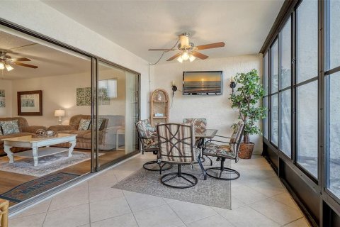 Copropriété à vendre à Bradenton, Floride: 2 chambres, 121.14 m2 № 2142224 - photo 13