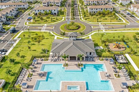 Townhouse in Homestead, Florida 3 bedrooms, 129.41 sq.m. № 1979139 - photo 3