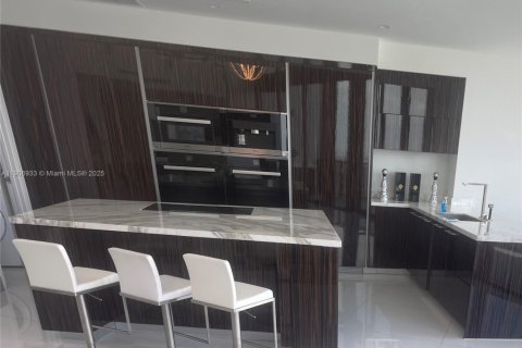 Copropriété à louer à Sunny Isles Beach, Floride: 3 chambres, 290.78 m2 № 2017115 - photo 30