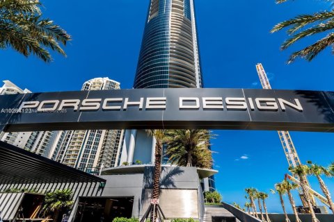 Condo in Sunny Isles Beach, Florida, 3 bedrooms  № 2017115