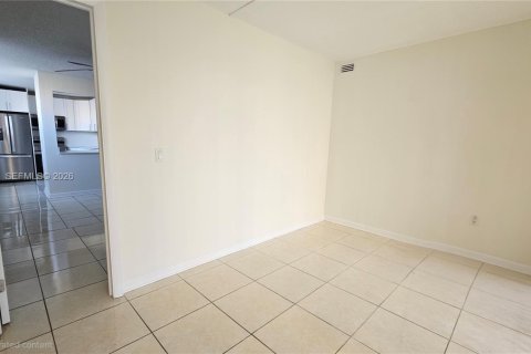 Купить кондоминиум в Дейви, Флорида 2 спальни, 92.9м2, № 2051893 - фото 7