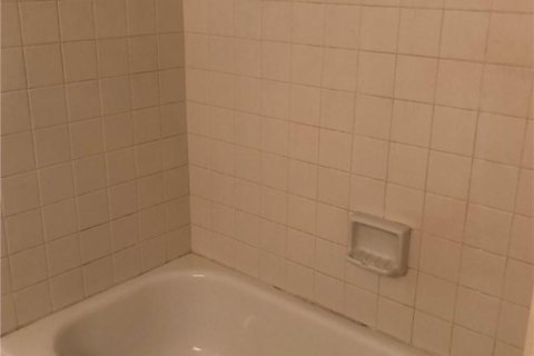 Condominio en venta en Pembroke Pines, Florida, 1 dormitorio, 48.77 m2 № 2193382 - foto 16