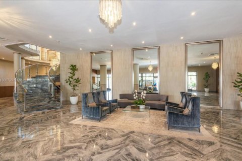 Condominio en venta en Miami Beach, Florida, 2 dormitorios, 91.04 m2 № 1696070 - foto 18