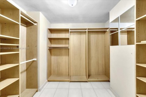 Condominio en venta en Miami Beach, Florida, 2 dormitorios, 91.04 m2 № 1696070 - foto 8