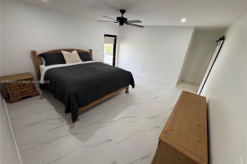 Villa ou maison à vendre à Miami, Floride: 4 chambres, 215.53 m2 № 1960198 - photo 27