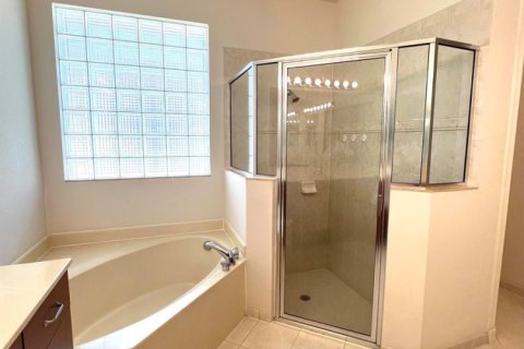 House in Delray Beach, Florida 3 bedrooms, 213.68 sq.m. № 2249782 - photo 14