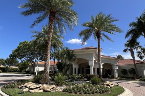 House in Delray Beach, Florida 3 bedrooms, 213.68 sq.m. № 2249782 - photo 24