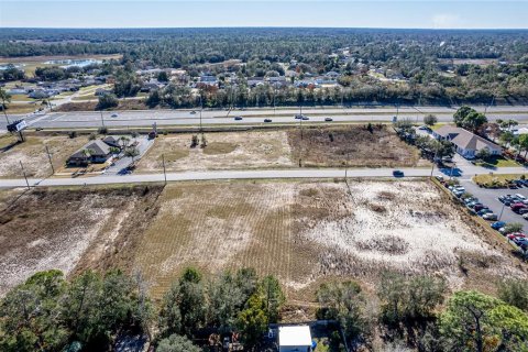 Terreno en venta en Weeki Wachee, Florida № 260877 - foto 10