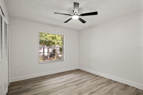 Casa en venta en Apopka, Florida, 4 dormitorios, 182.09 m2 № 2259227 - foto 24