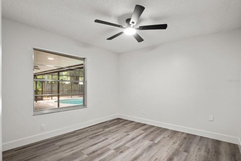 Casa en venta en Apopka, Florida, 4 dormitorios, 182.09 m2 № 2259227 - foto 17