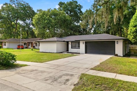 Casa en venta en Apopka, Florida, 4 dormitorios, 182.09 m2 № 2259227 - foto 4
