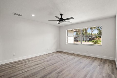 Casa en venta en Apopka, Florida, 4 dormitorios, 182.09 m2 № 2259227 - foto 26