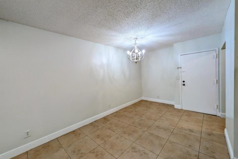 Condominio en alquiler en Oakland Park, Florida, 2 dormitorios, 97.55 m2 № 2078039 - foto 9