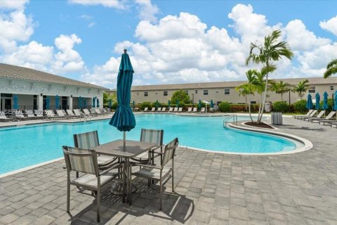 Купить таунхаус в Хомстед, Флорида 4 спальни, 169.08м2, № 1982022 - фото 26