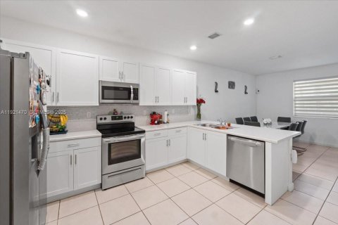 Купить таунхаус в Хомстед, Флорида 4 спальни, 169.08м2, № 1982022 - фото 6