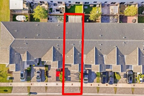 Купить таунхаус в Хомстед, Флорида 4 спальни, 169.08м2, № 1982022 - фото 21