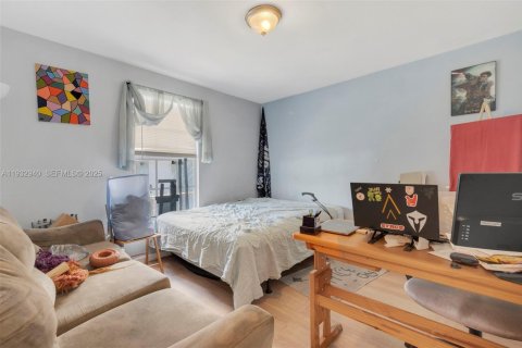 Купить виллу или дом в Уэст-Палм-Бич, Флорида 3 спальни, 93.65м2, № 1991440 - фото 14