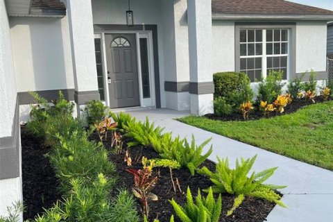 Casa en venta en Kissimmee, Florida, 4 dormitorios, 212.1 m2 № 1915131 - foto 2