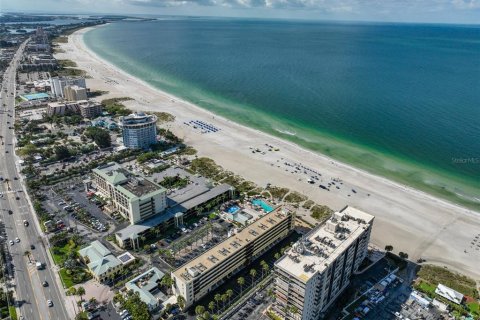 Condominio en alquiler en Saint Pete Beach, Florida, 2 dormitorios, 118.45 m2 № 1582146 - foto 27