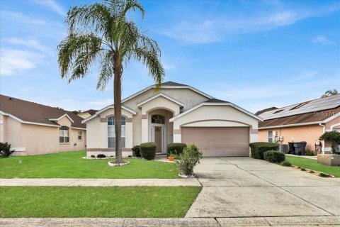 House in Davenport, Florida 4 bedrooms, 177.26 sq.m. № 1883974 - photo 1