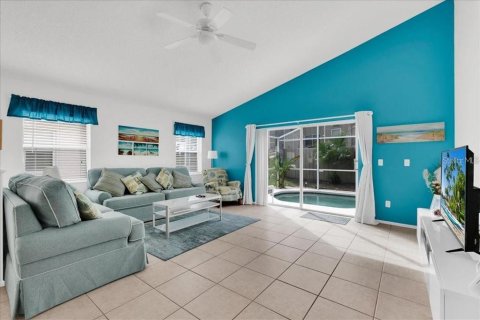 House in Davenport, Florida 4 bedrooms, 177.26 sq.m. № 1883974 - photo 5