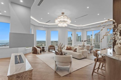 Copropriété à vendre à Saint Petersburg, Floride: 3 chambres, 497.86 m2 № 2223098 - photo 11