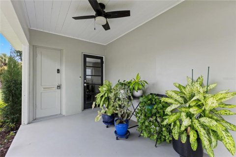 Casa en venta en Saint Petersburg, Florida, 2 dormitorios, 99.78 m2 № 2384476 - foto 8