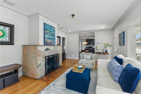 Casa en venta en Saint Petersburg, Florida, 2 dormitorios, 99.78 m2 № 2384476 - foto 18