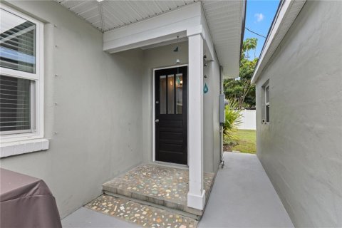 Casa en venta en Saint Petersburg, Florida, 2 dormitorios, 99.78 m2 № 2384476 - foto 30