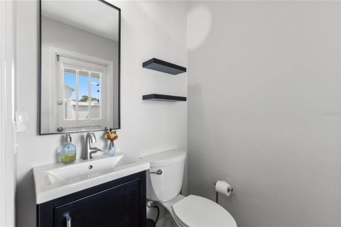 Casa en venta en Saint Petersburg, Florida, 2 dormitorios, 99.78 m2 № 2384476 - foto 28