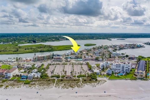 House in Redington Shores, Florida 2 bedrooms, 82.5 sq.m. № 1680209 - photo 27