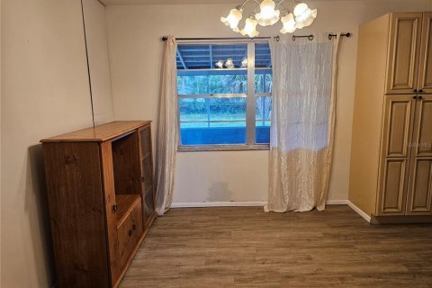 House in South Daytona, Florida 3 bedrooms, 106.65 sq.m. № 1819334 - photo 8