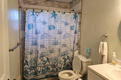 House in South Daytona, Florida 3 bedrooms, 106.65 sq.m. № 1819334 - photo 19