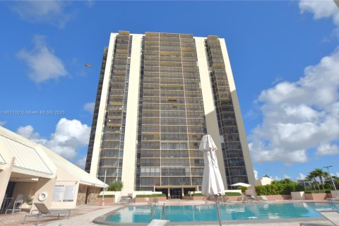Condominio en venta en Aventura, Florida, 1 dormitorio, 84.82 m2 № 1881594 - foto 27