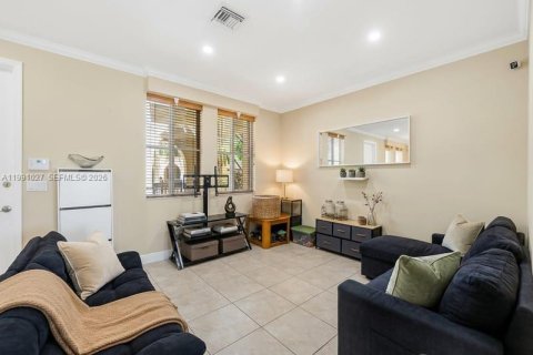 Villa ou maison à vendre à Sunrise, Floride: 3 chambres, 173.26 m2 № 2063860 - photo 6