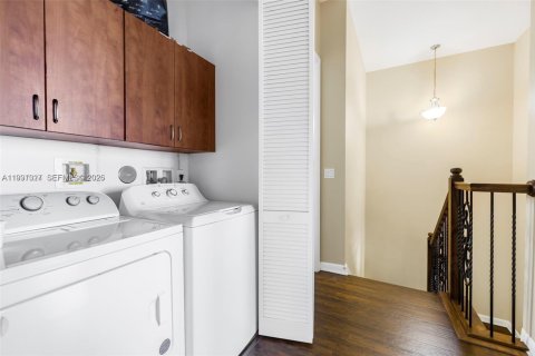 Villa ou maison à vendre à Sunrise, Floride: 3 chambres, 173.26 m2 № 2063860 - photo 24