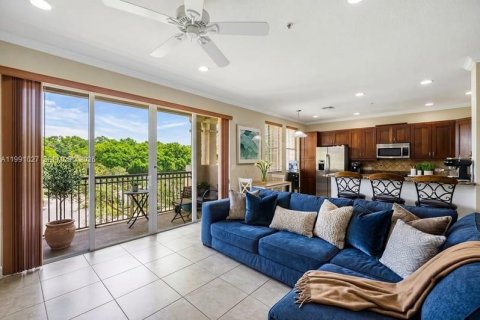 Villa ou maison à vendre à Sunrise, Floride: 3 chambres, 173.26 m2 № 2063860 - photo 4