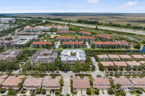 Villa ou maison à vendre à Sunrise, Floride: 3 chambres, 173.26 m2 № 2063860 - photo 28