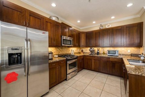 Villa ou maison à vendre à Sunrise, Floride: 3 chambres, 173.26 m2 № 2063860 - photo 12