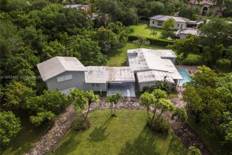 Casa en venta en Pinecrest, Florida, 2 dormitorios, 253.62 m2 № 2076256 - foto 4