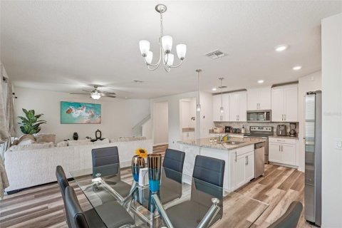 Casa en venta en Kissimmee, Florida, 3 dormitorios, 174.93 m2 № 1884385 - foto 10