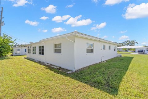 Villa ou maison à vendre à Seminole, Floride: 2 chambres, 115.76 m2 № 2429626 - photo 23