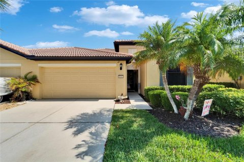 House in Apollo Beach, Florida 2 bedrooms, 141.49 sq.m. № 1743320 - photo 6